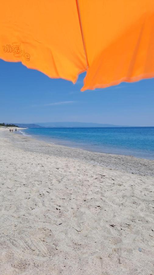 L'Isola Dei Vacanzieri Sant'Andrea Apostolo dello Ionio Exterior foto